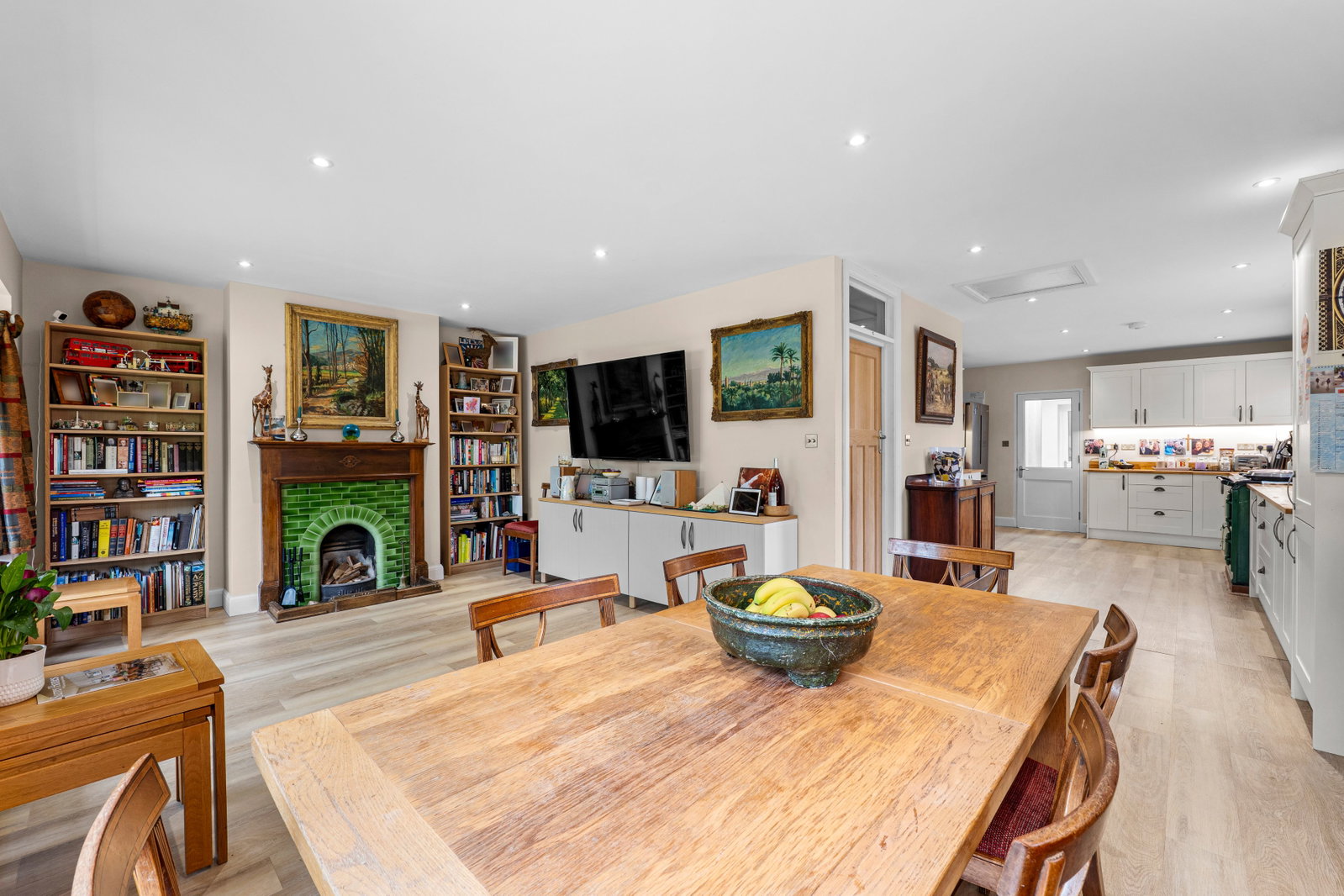 Detached House in Leatherhead