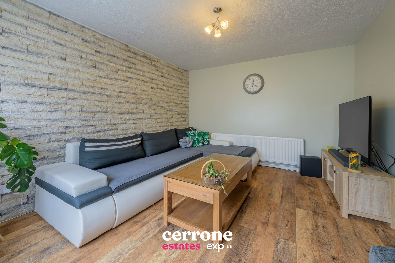 Terraced House in Redditch