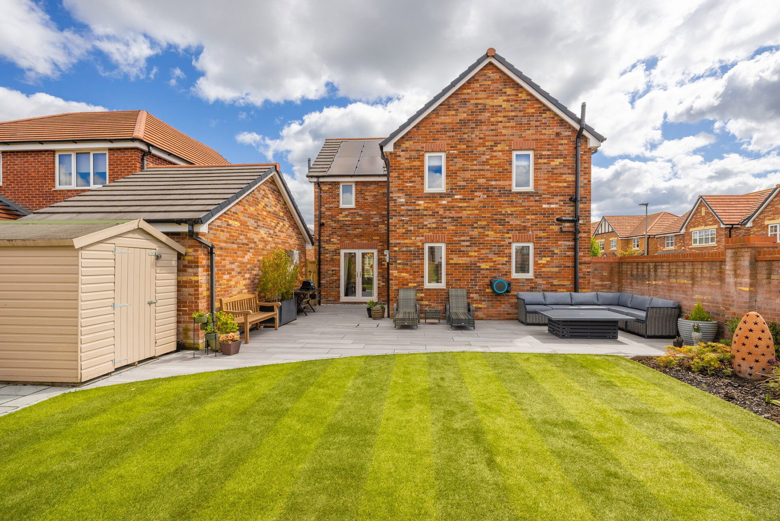 Detached House in Mosley Common
