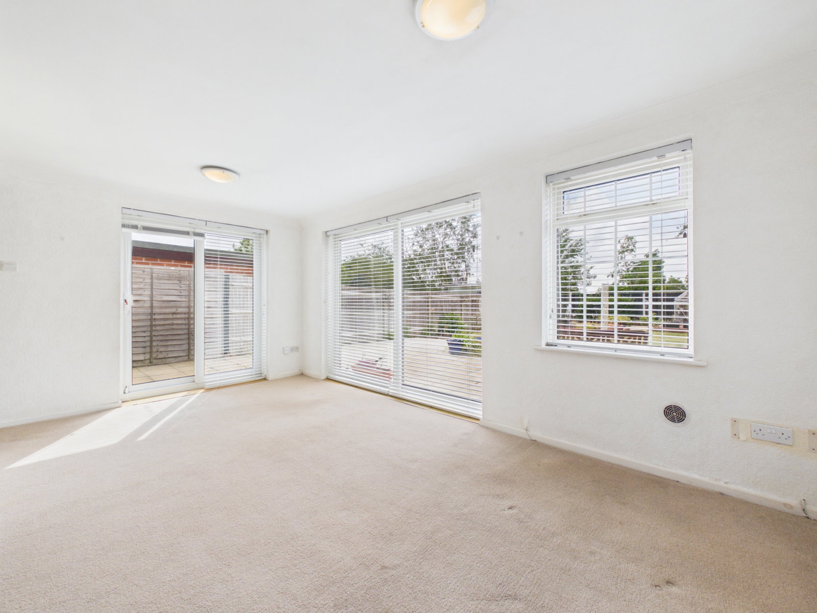 Semi Detached House in Rochester