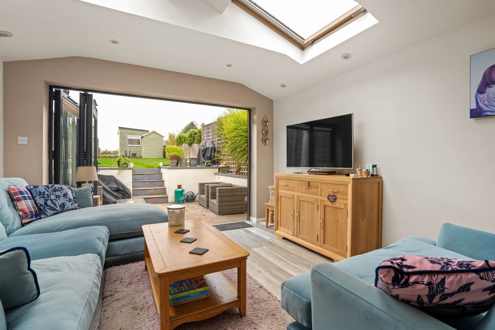Terraced House for sale in Tadworth, Beechen Lane, Lower Kingswood, Tadworth, KT20 6RU