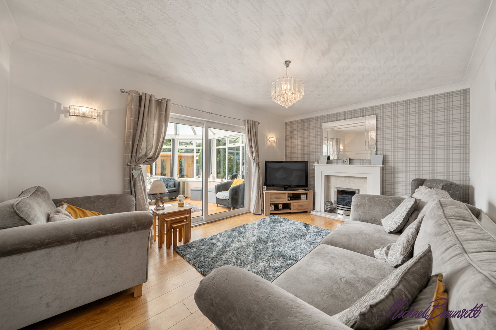 Detached House in Bradford