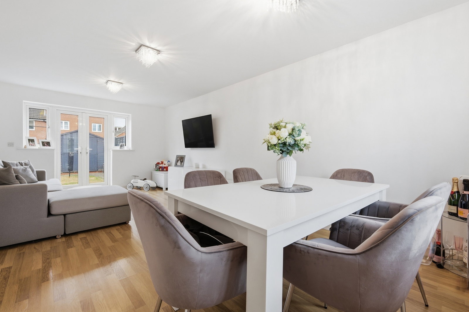End Of Terrace House in Basildon