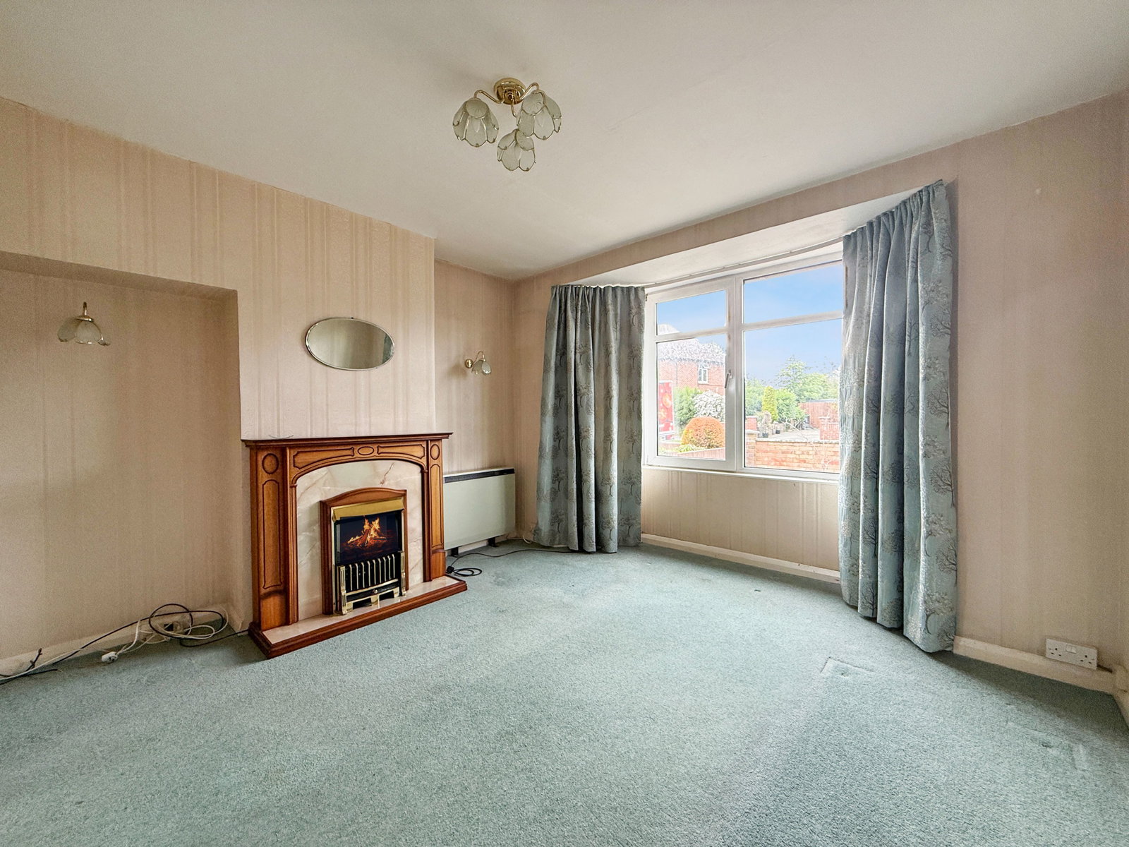 Semi Detached House in Devizes