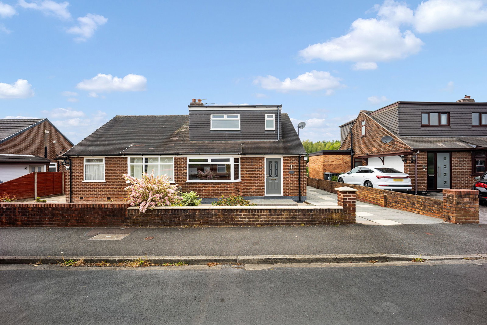 Semi Detached House in Leigh