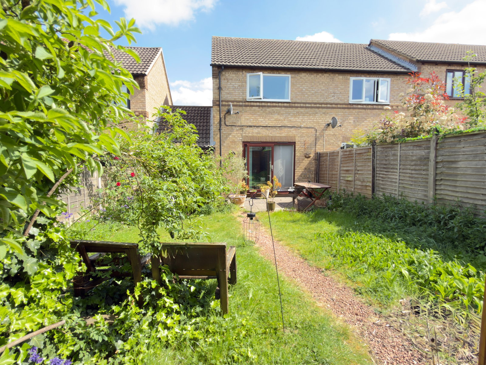 Semi Detached House in Milton Keynes