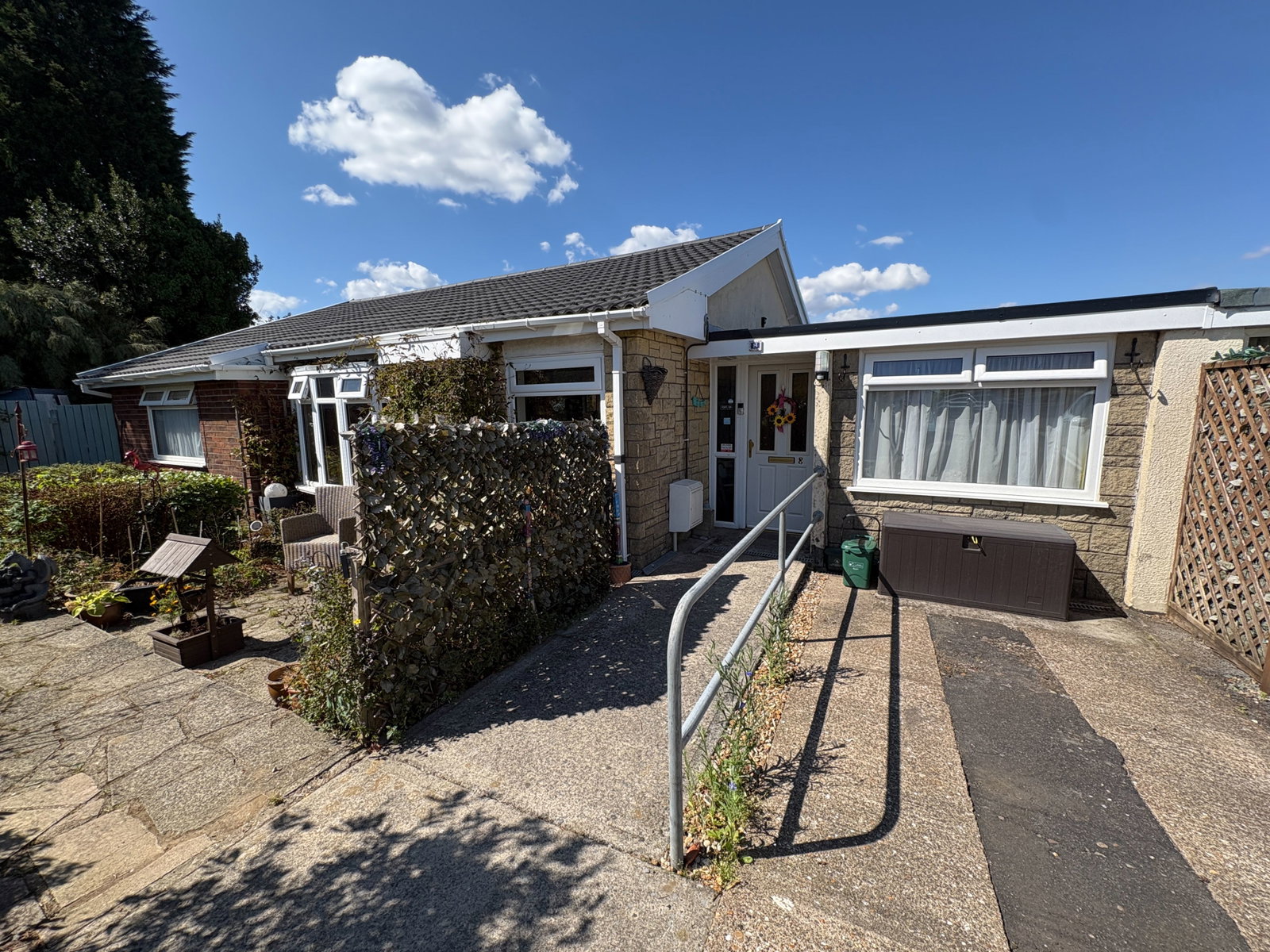 Bungalow for sale in Swansea, Hafan Y Don, Killay, Swansea, SA2 7NT