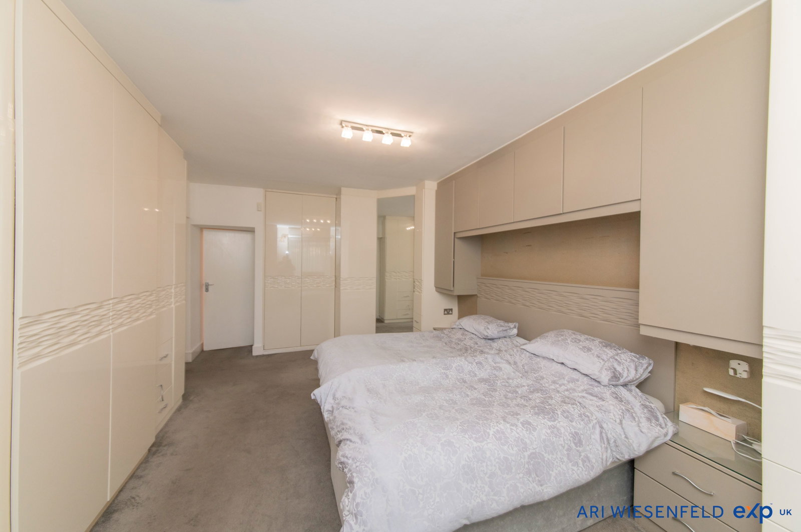 Flat in London