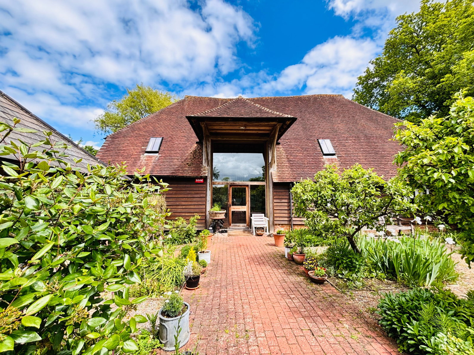 Detached House in Ashford