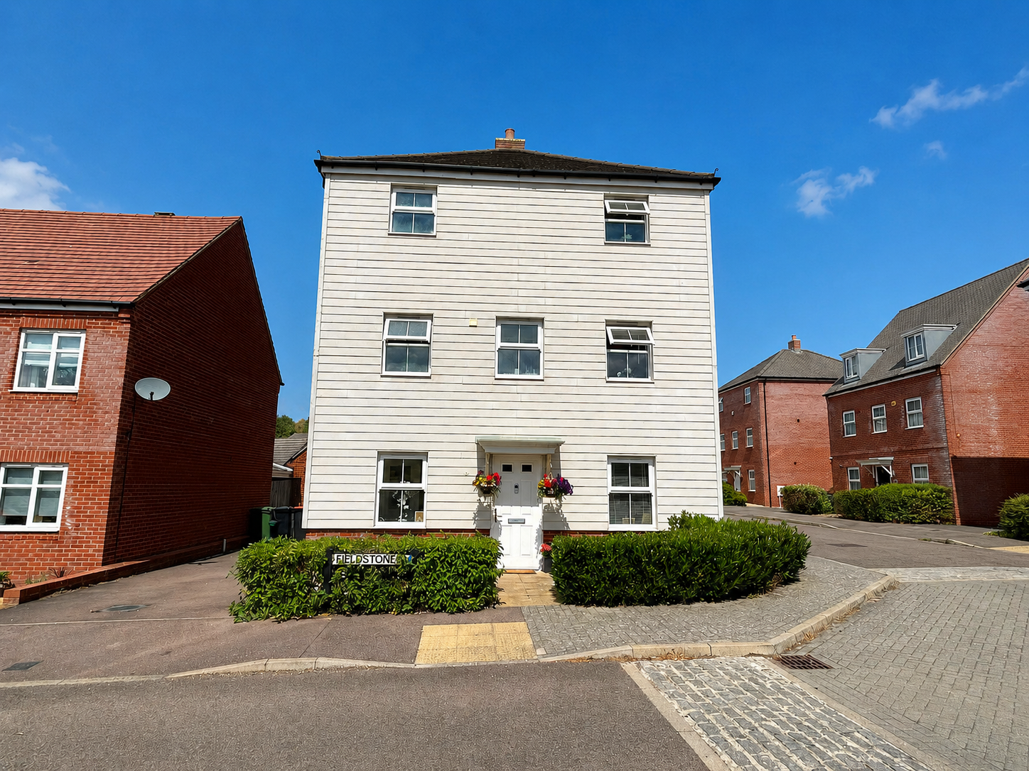 Detached House in Dunstable