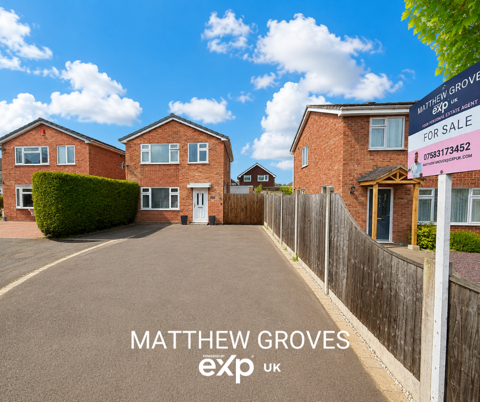 Detached House in Newport
