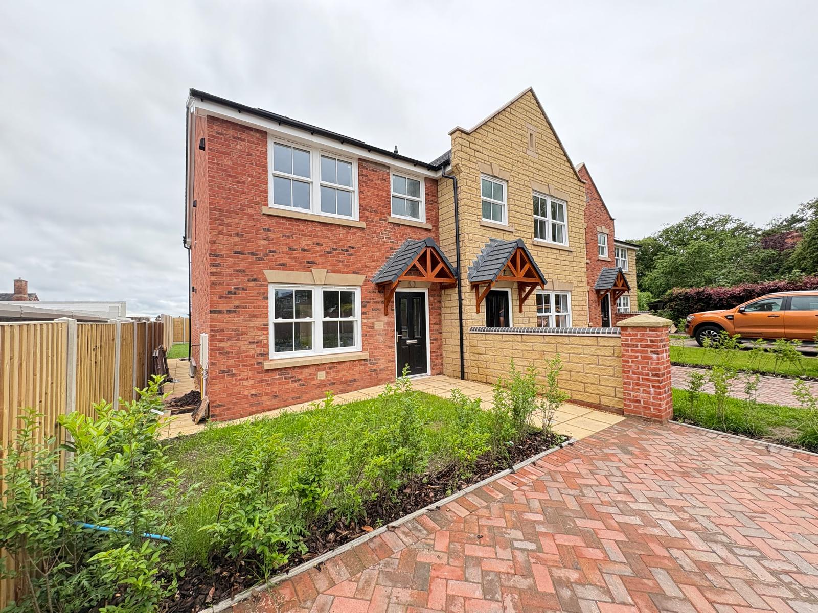 Semi Detached House in Newport