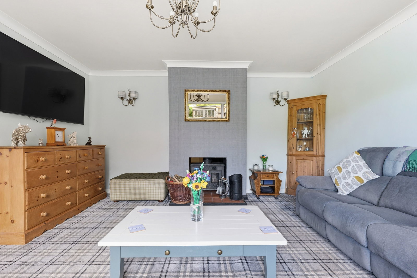 Semi Detached House in Southwell