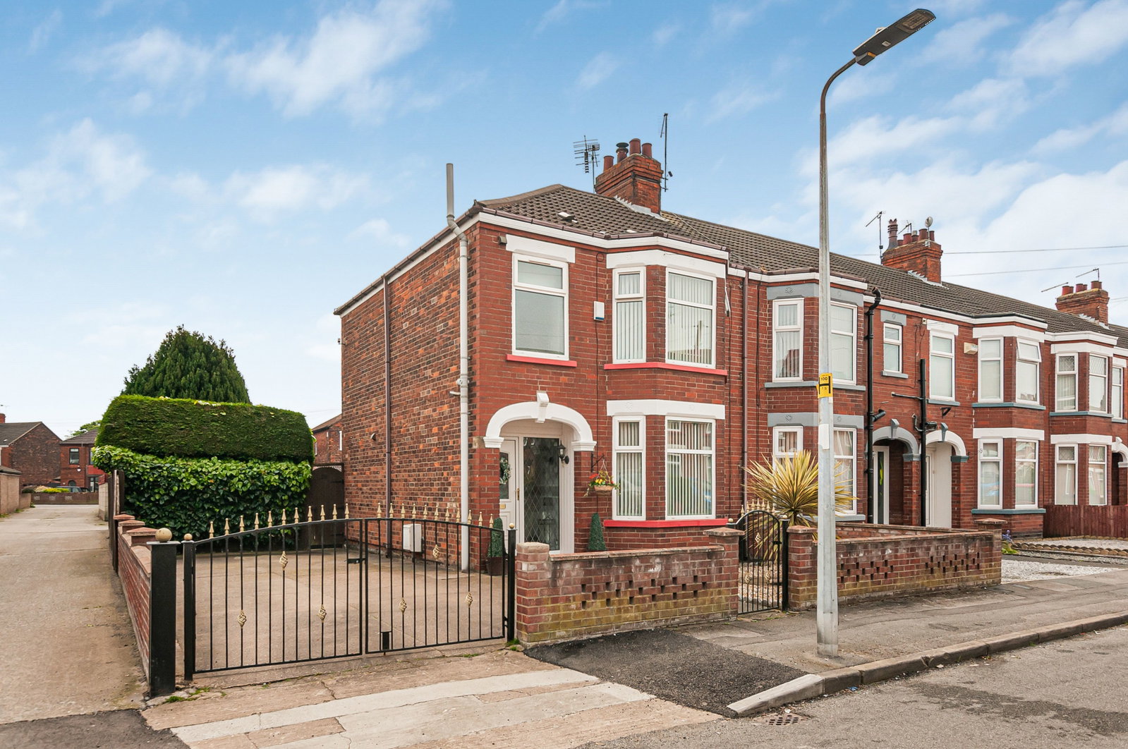 End Of Terrace House in Hull
