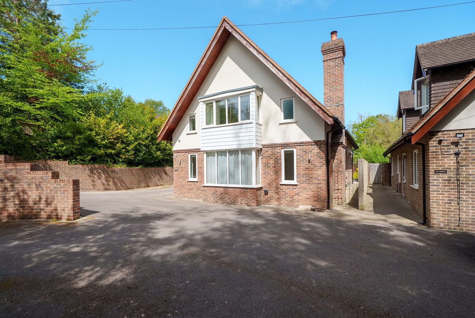 Detached House in East Grinstead