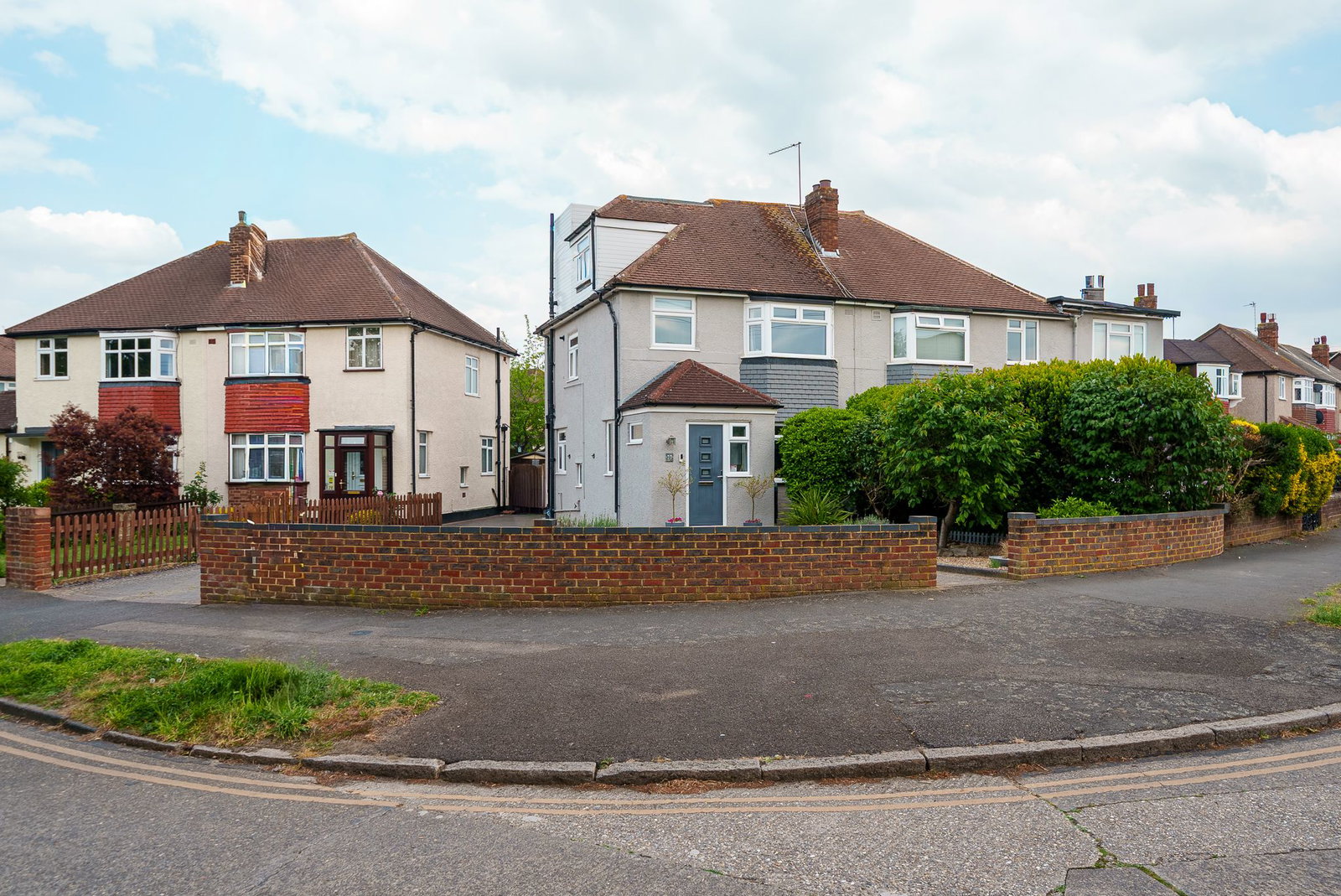 Semi Detached House in West Ewell
