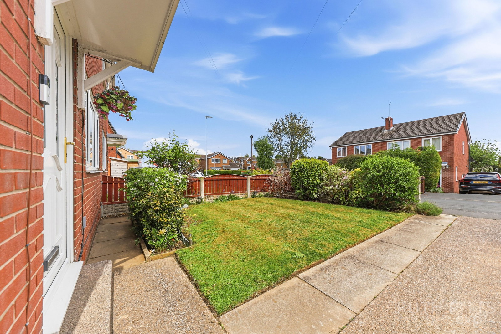 Semi Detached House in Castleford