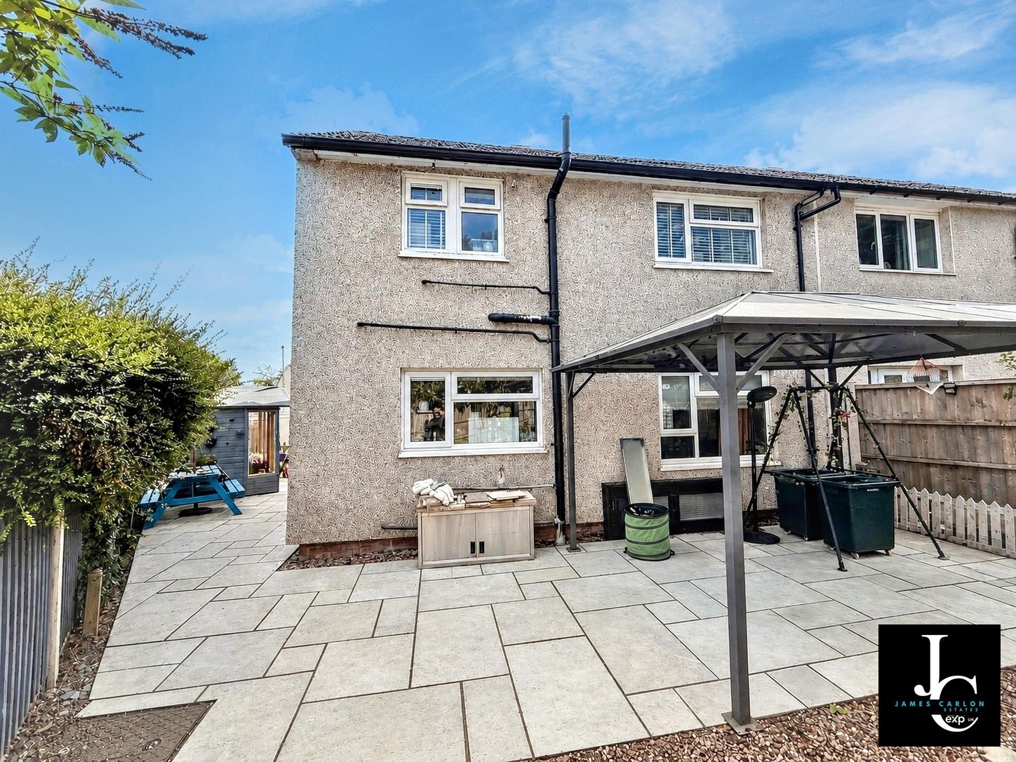 Semi Detached House in Telford