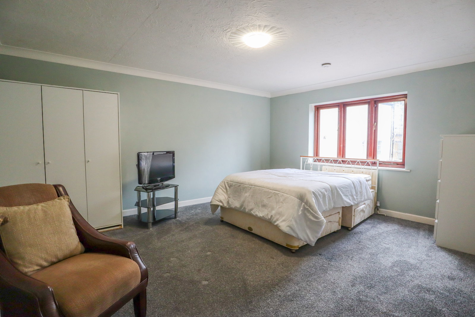 Semi Detached House in Calne