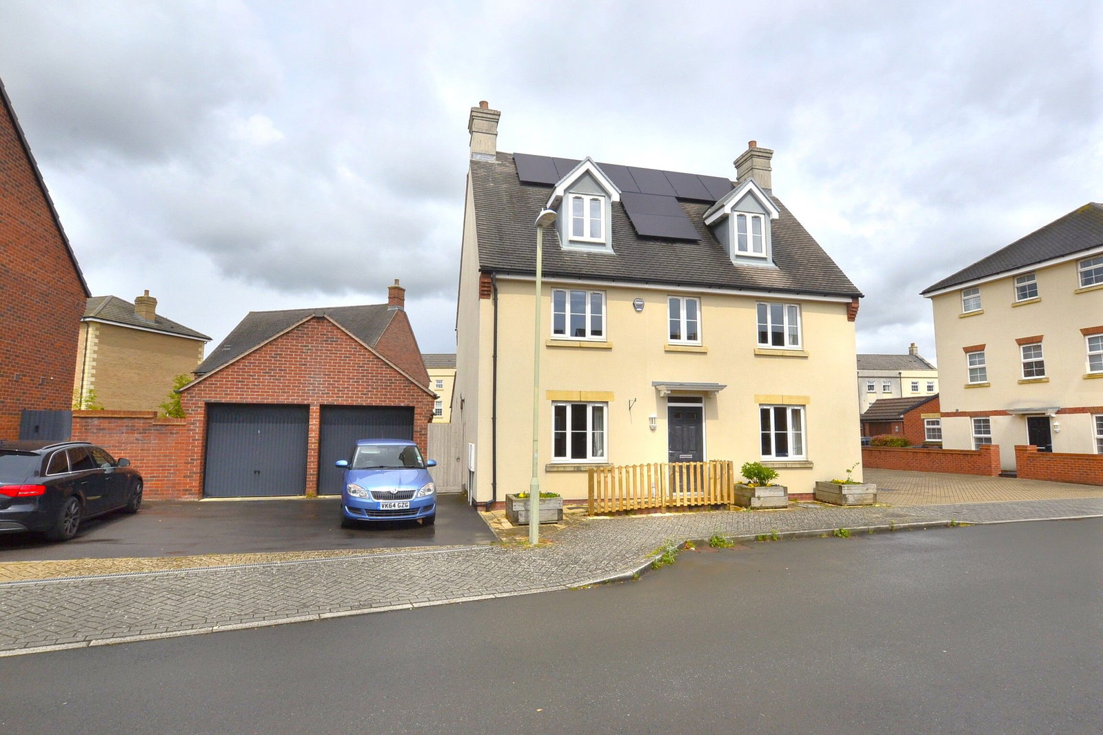 Detached House in Gloucester