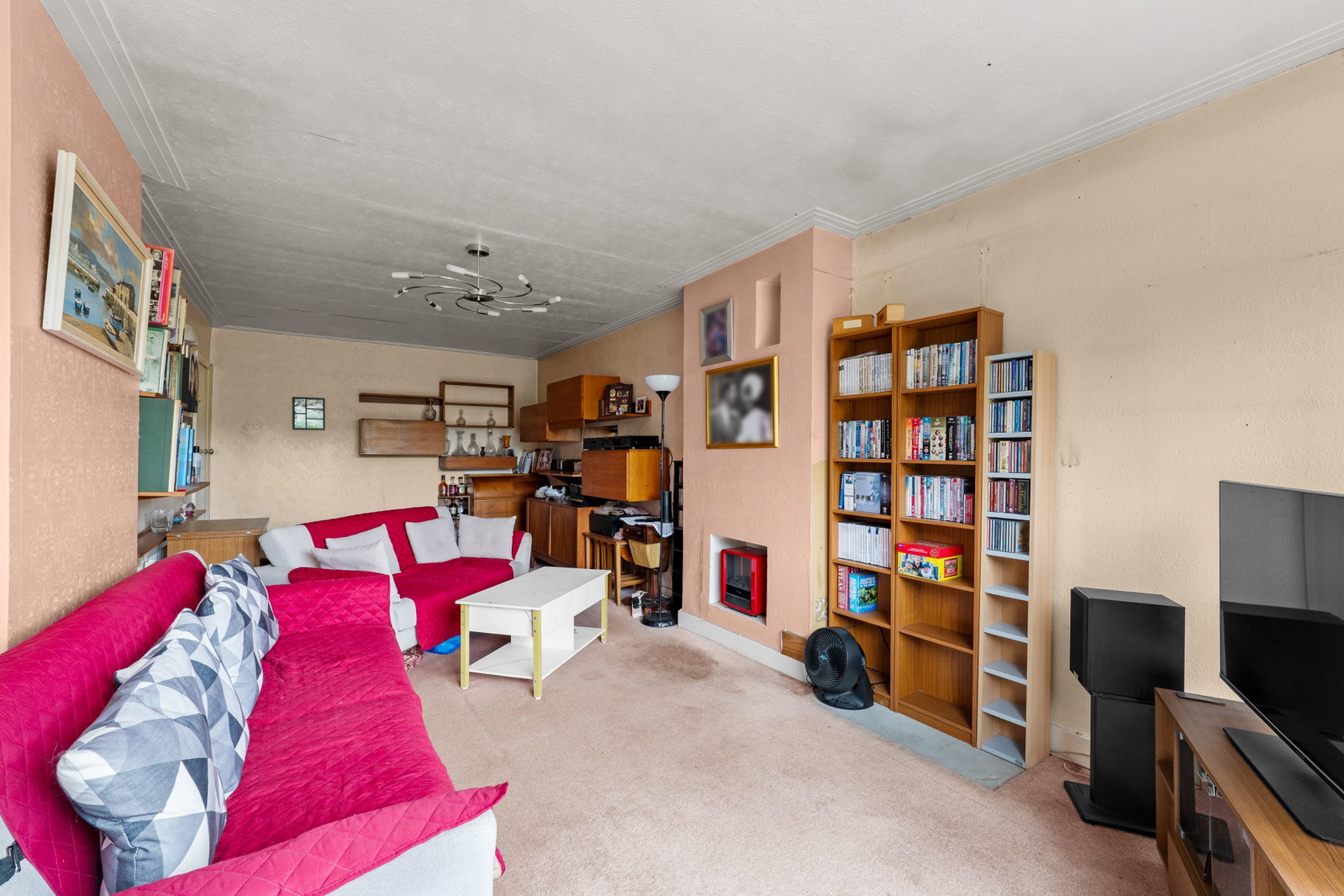 Detached House in Purley