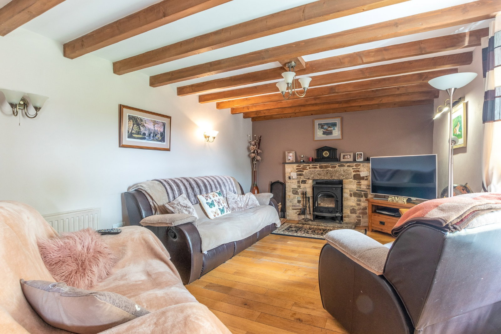 Detached House in Par