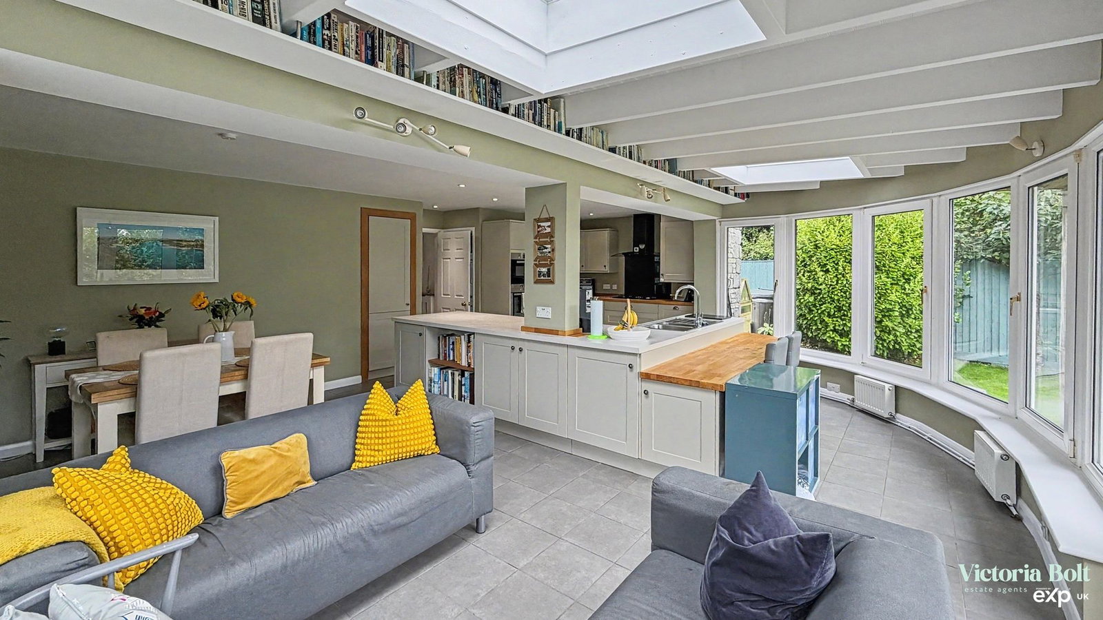 Detached House for sale in Ivybridge, The Pippins, Ivybridge, 1770 m²