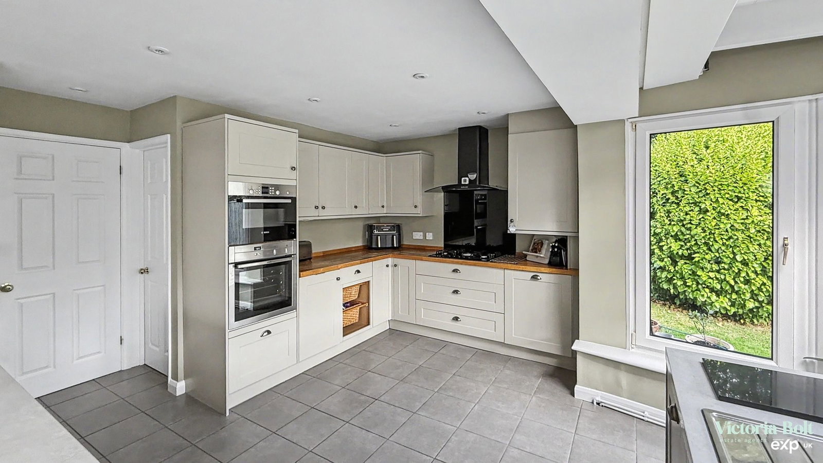 Detached House for sale in Ivybridge, The Pippins, Ivybridge, 1770 m²