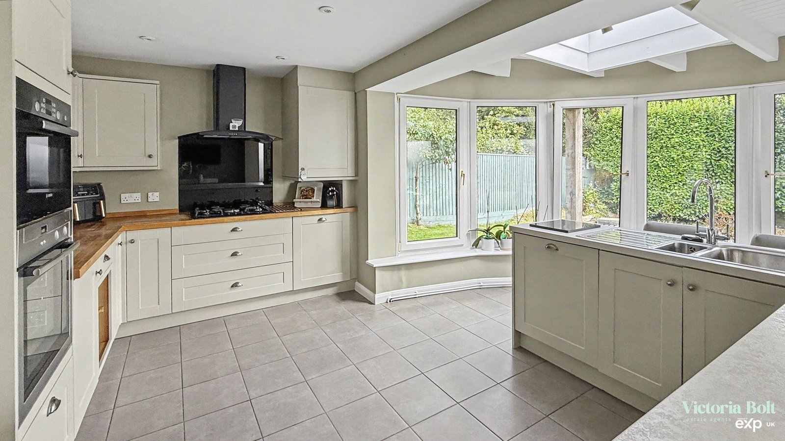 Detached House for sale in Ivybridge, The Pippins, Ivybridge, 1770 m²