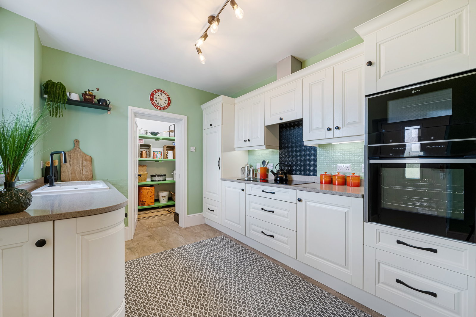Semi Detached House in Brampton