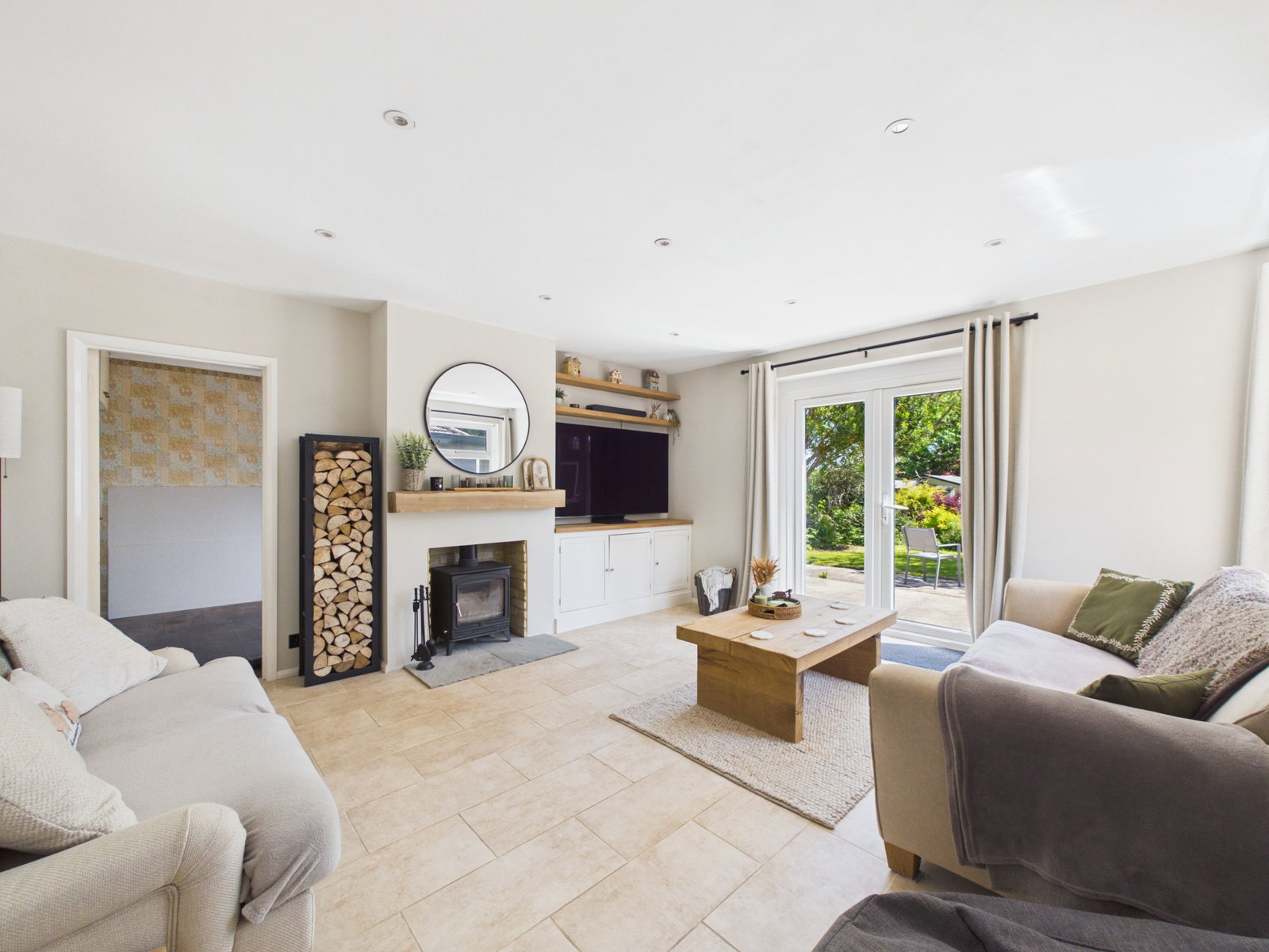 Bungalow in Canterbury
