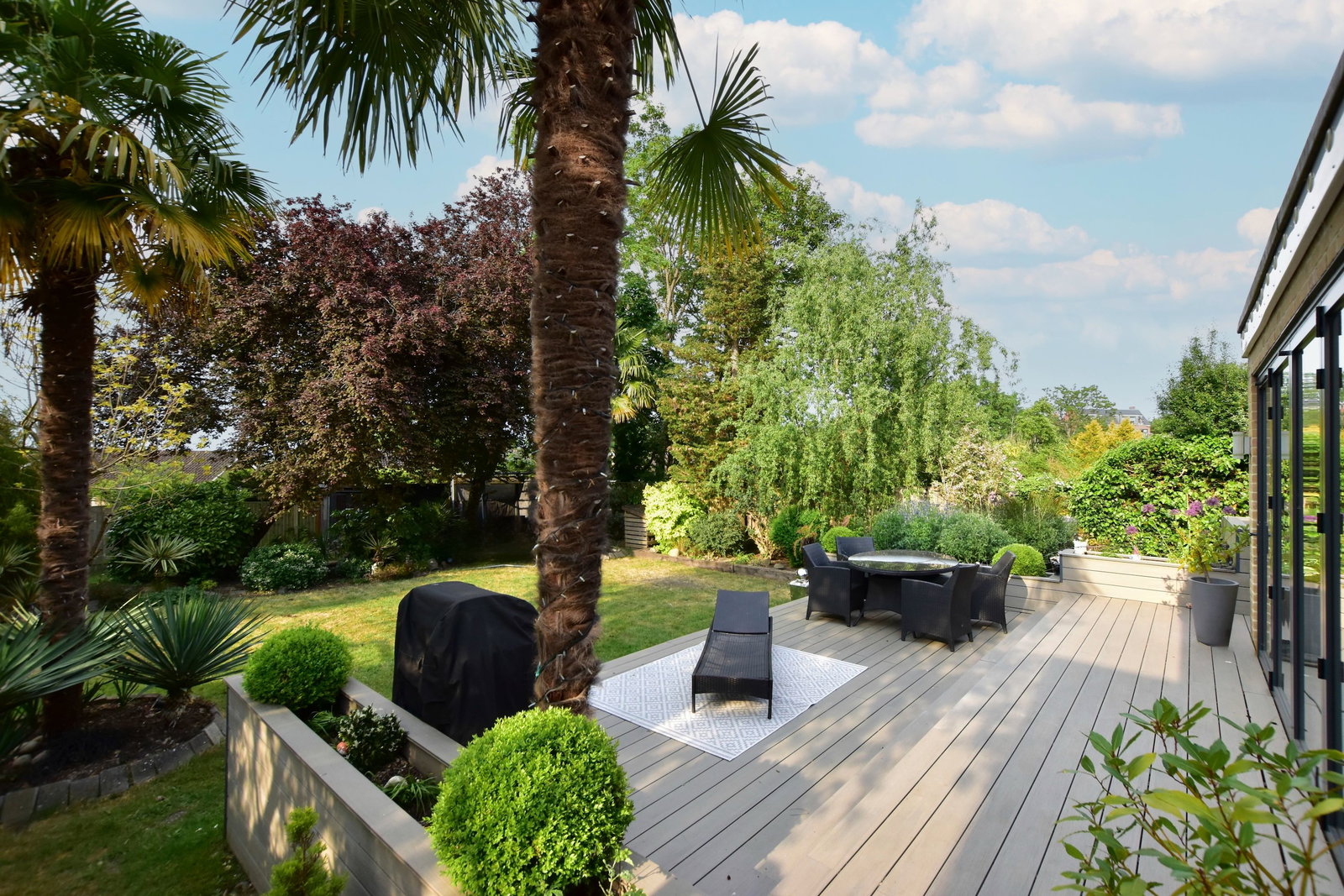 Detached House in Bushey