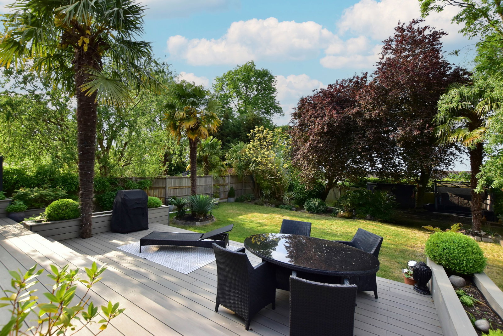 Detached House in Bushey