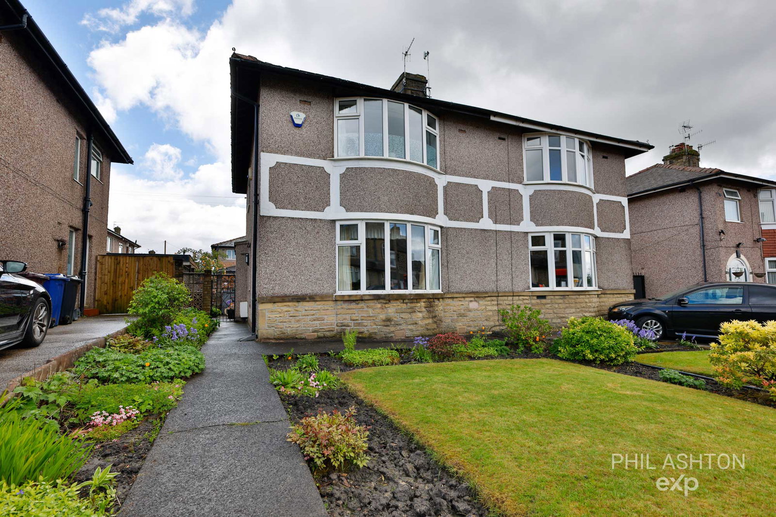 Semi Detached House in Burnley