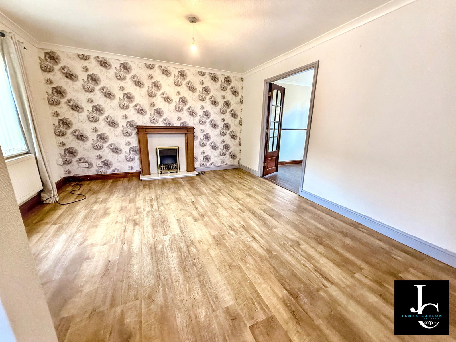 Semi Detached House in Telford