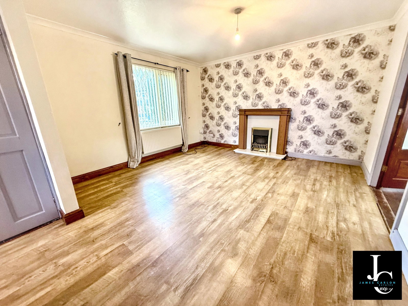 Semi Detached House in Telford