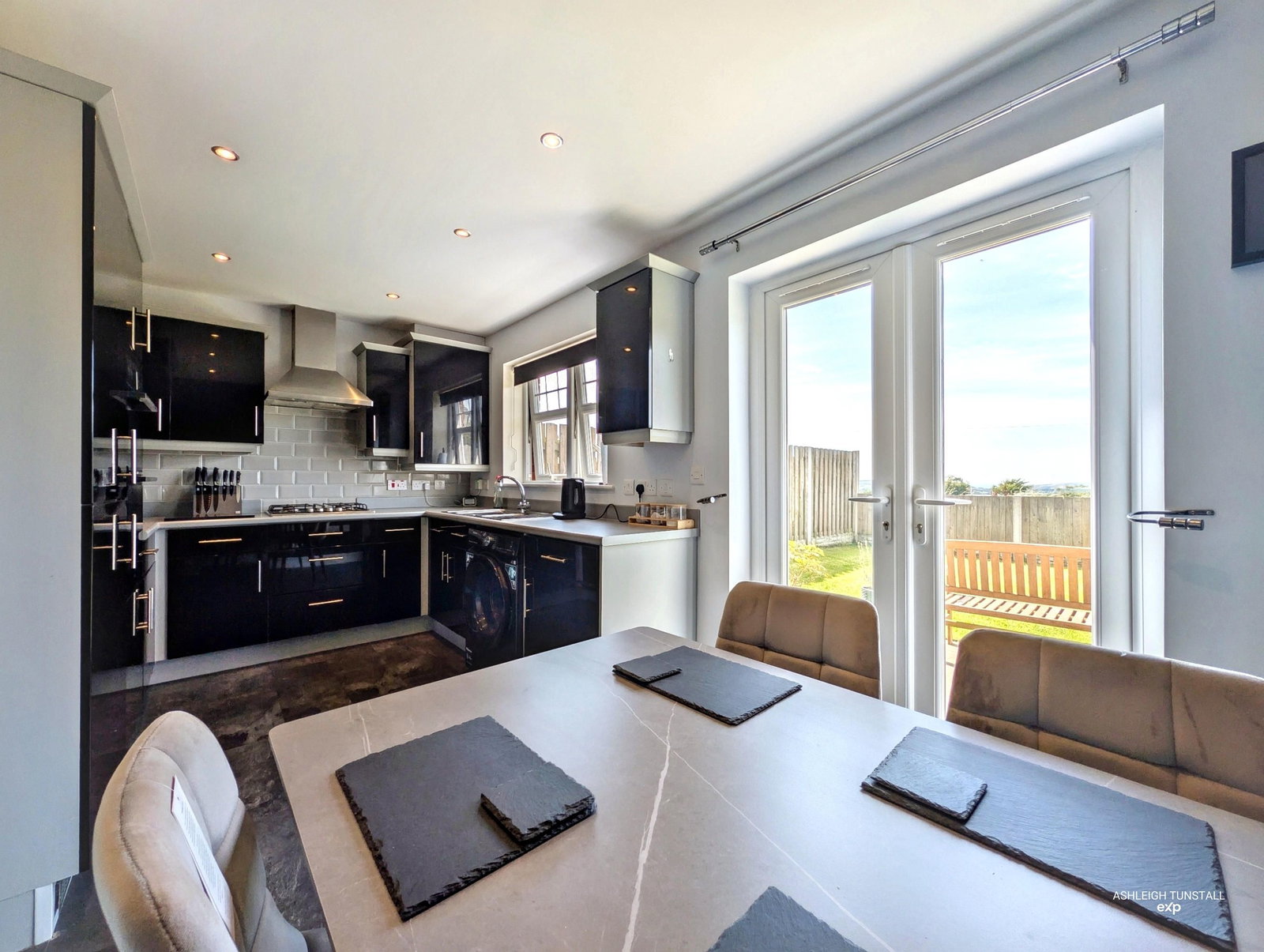 End Of Terrace House for sale in Frizington, Lingla Gardens, Frizington, CA26 3AL, 782 m²