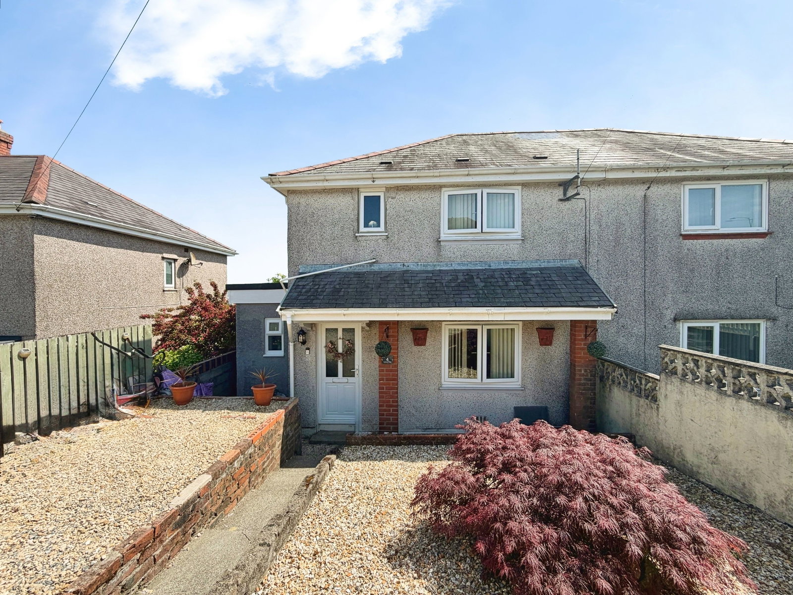 Semi Detached House in Swansea