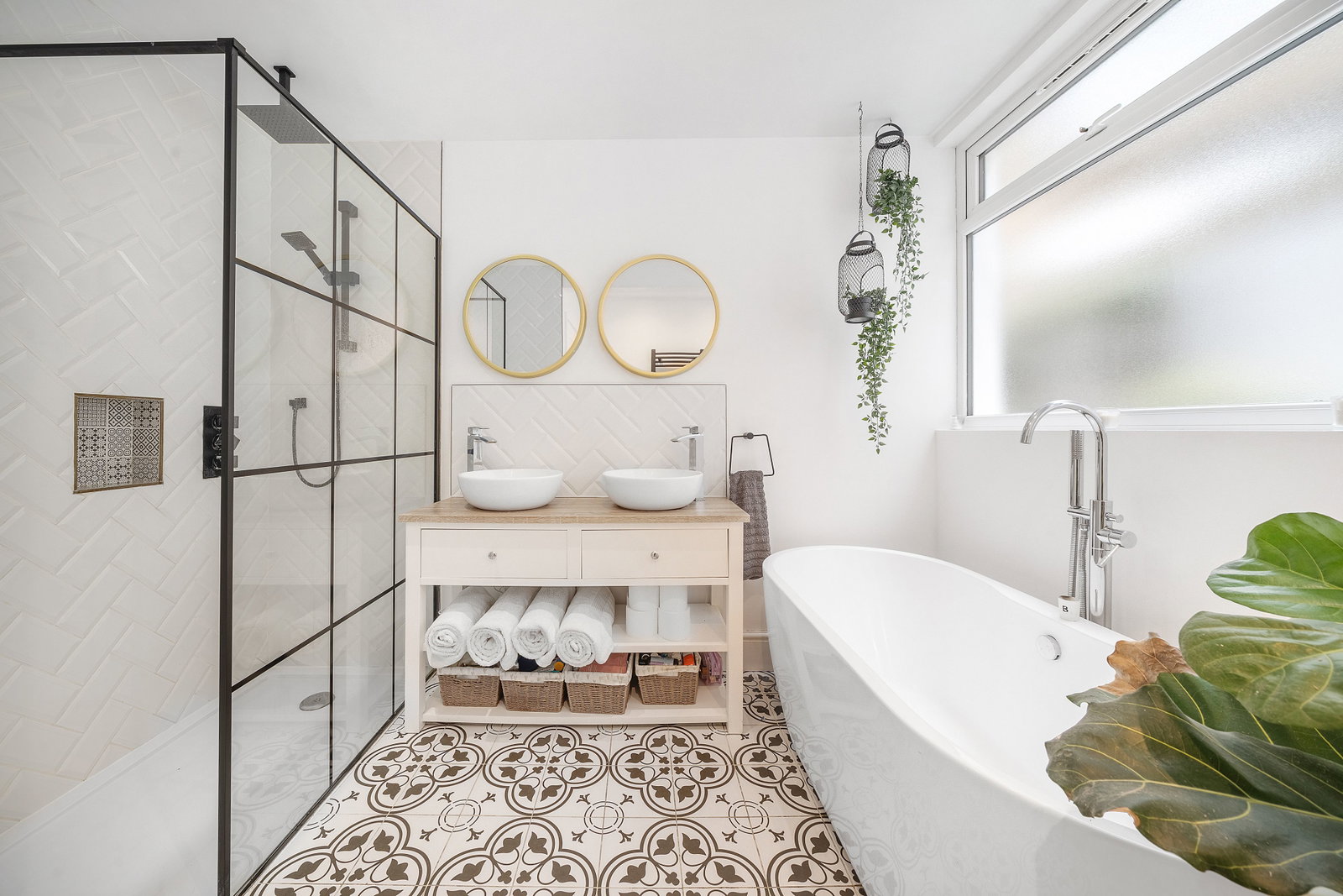 Ground Floor Flat in London