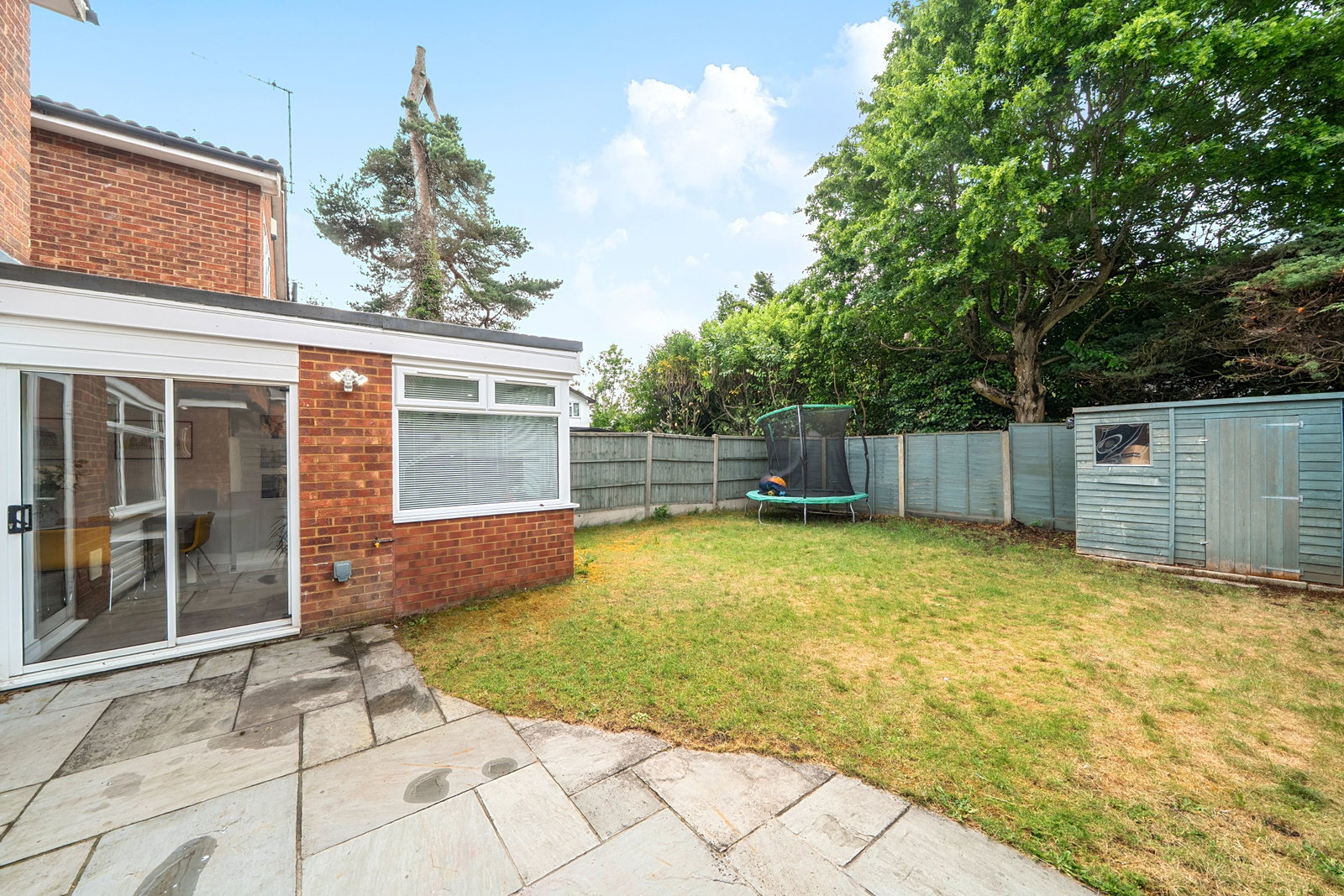 Link Detached House in Bushey
