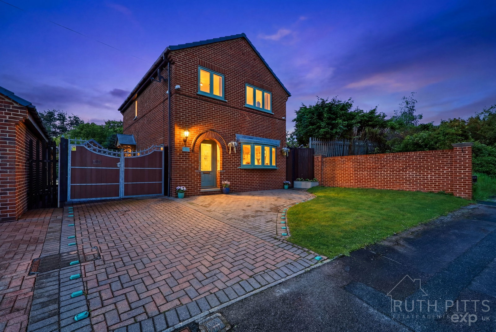 Detached House in Pontefract