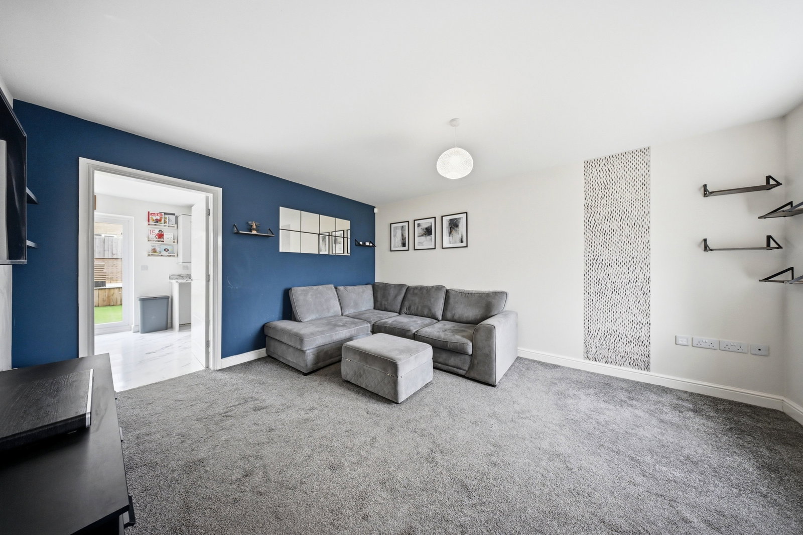 Detached House in Burnley 