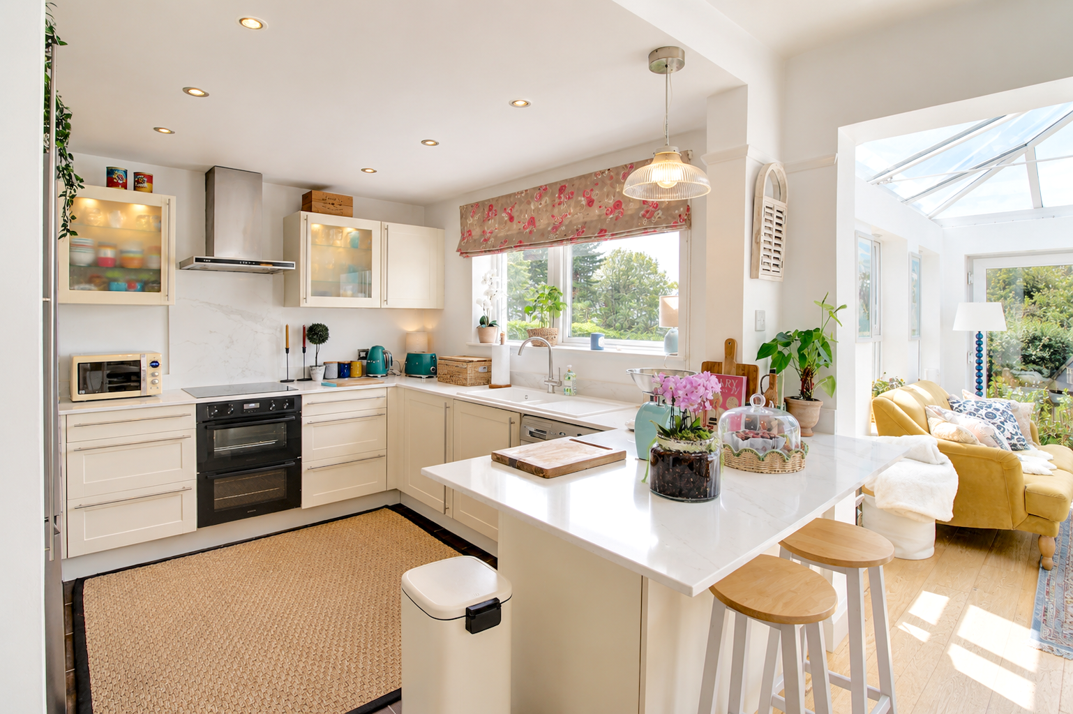 Semi Detached House in Neston