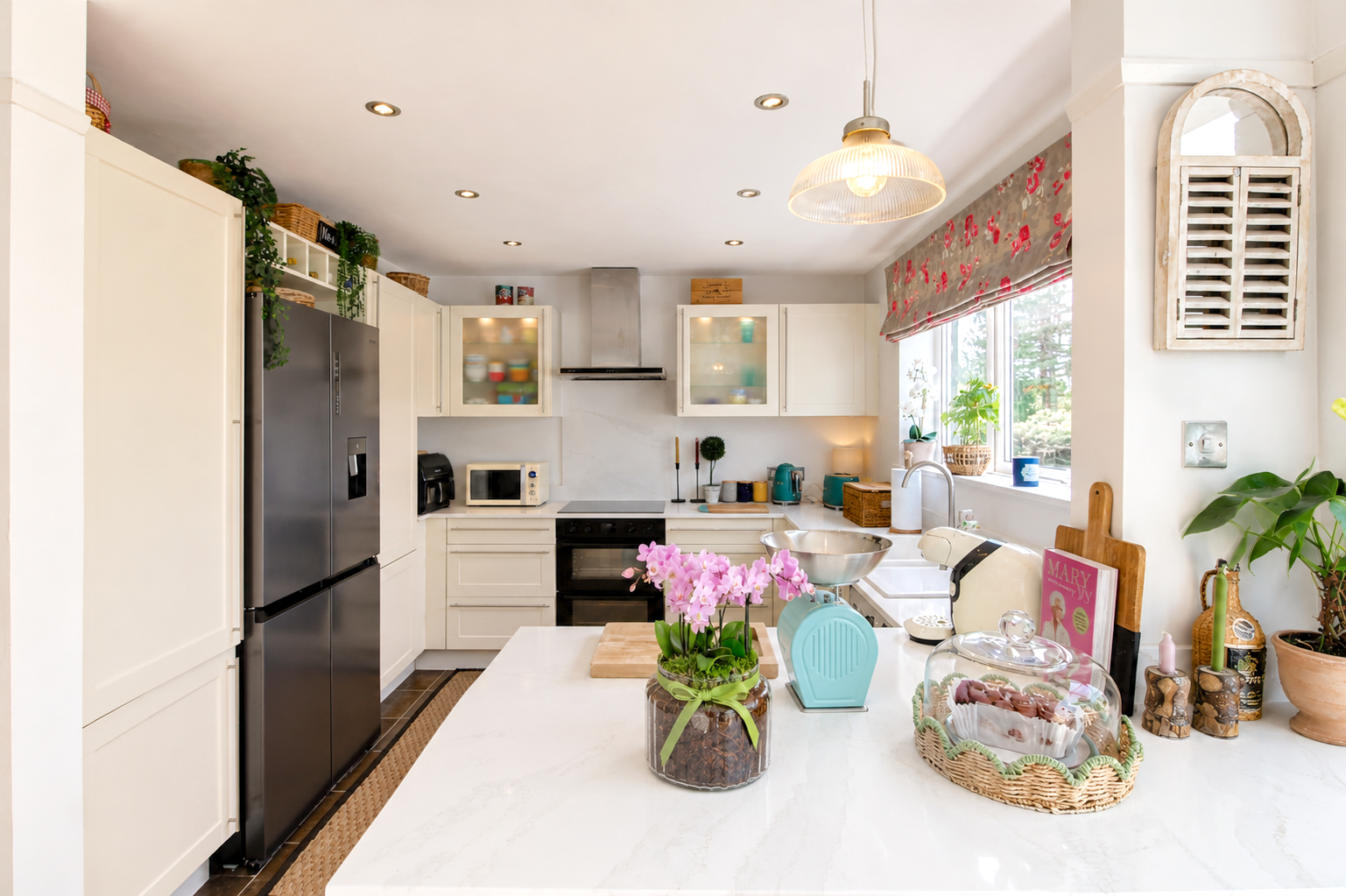 Semi Detached House in Neston