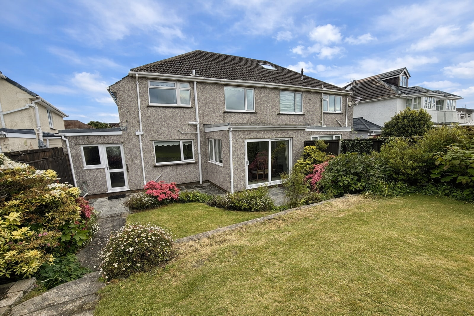Semi Detached House in Swansea