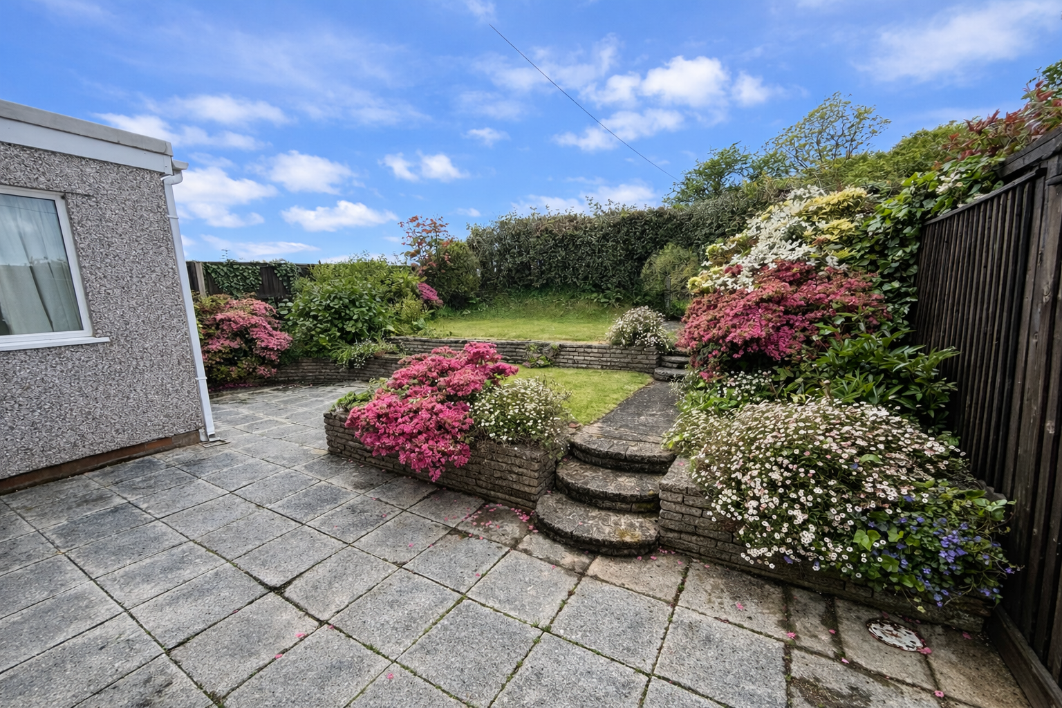 Semi Detached House in Swansea