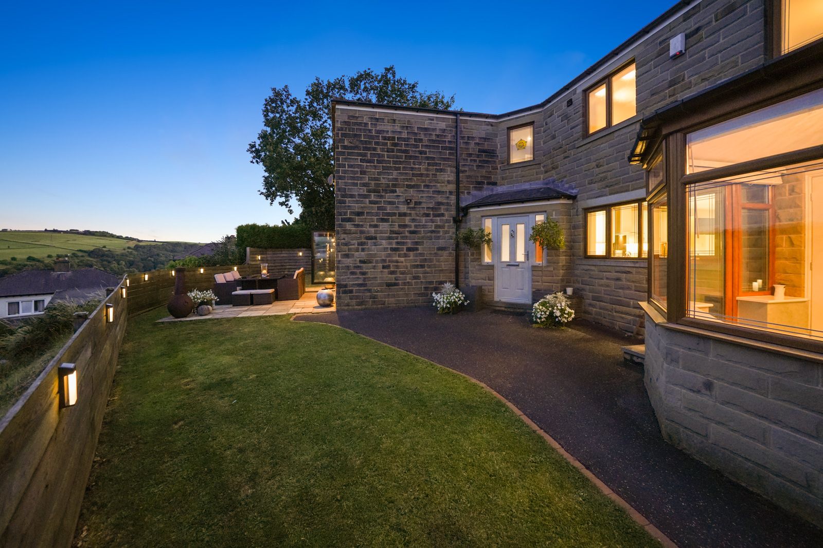 Detached House for sale in Halifax, Tenterfield Grange, 5 Tenterfield Rise, Halifax, HX3 7AN