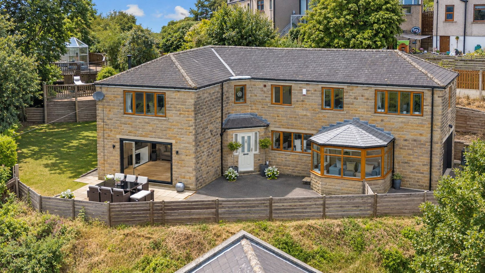 Detached House for sale in Halifax, Tenterfield Grange, 5 Tenterfield Rise, Halifax, HX3 7AN