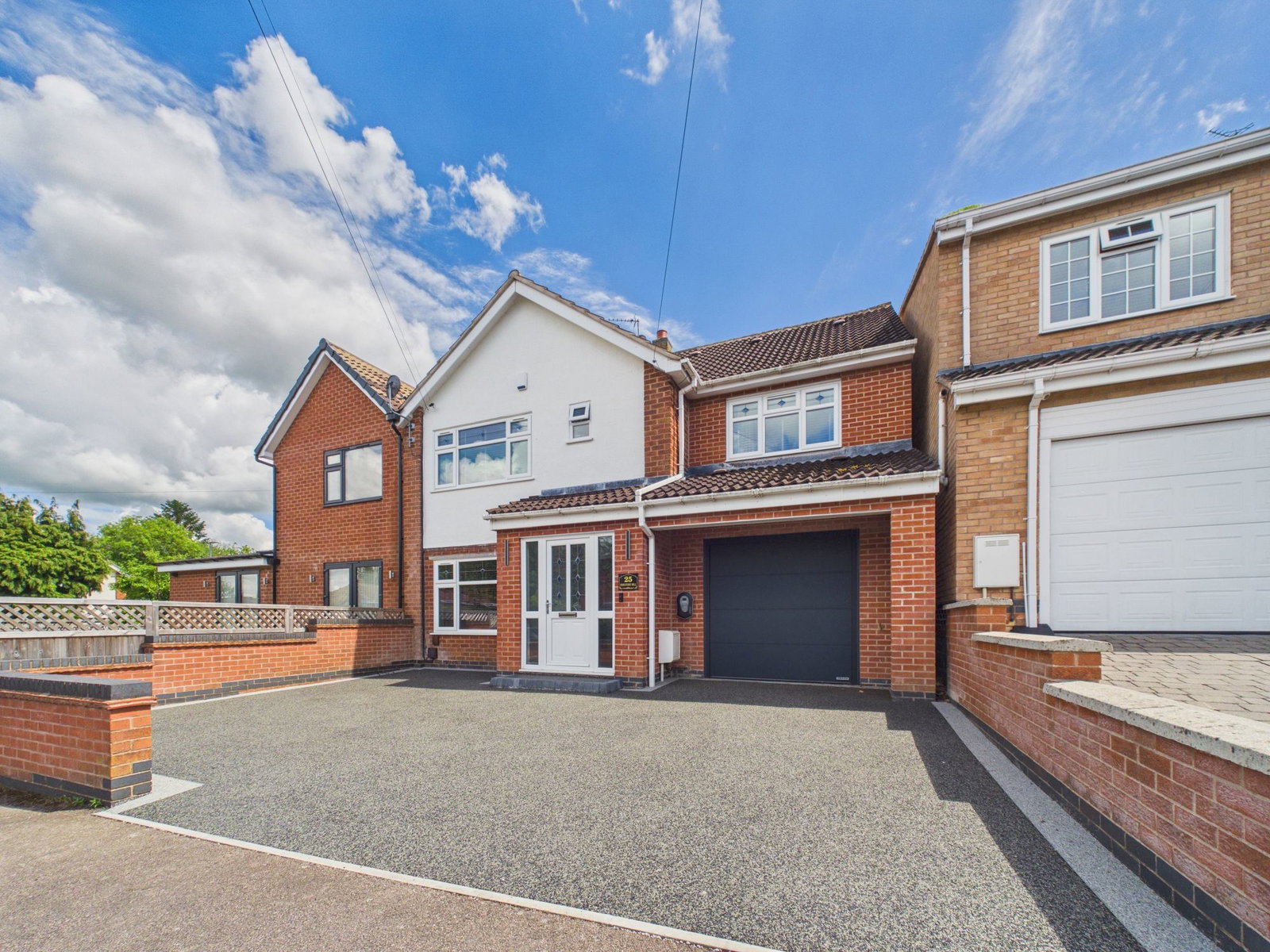 Semi Detached House in Leicester