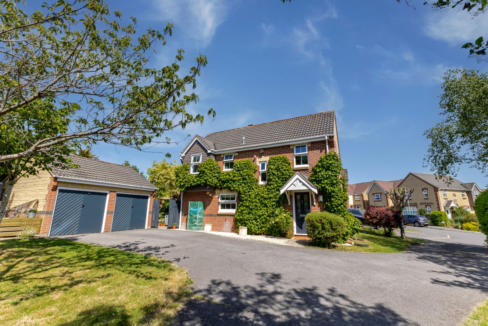 Detached House in Trowbridge